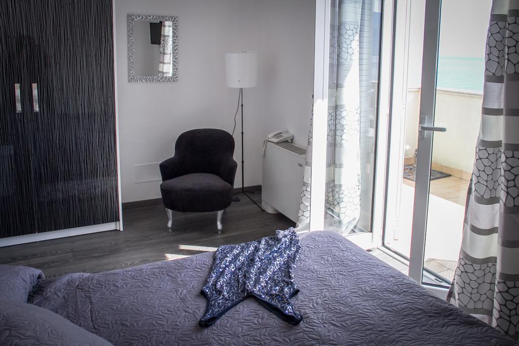 Apartments Villa Nora Rijeka Quarto foto